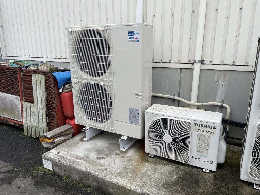 塩釜市にてエアコン工事を行いました。